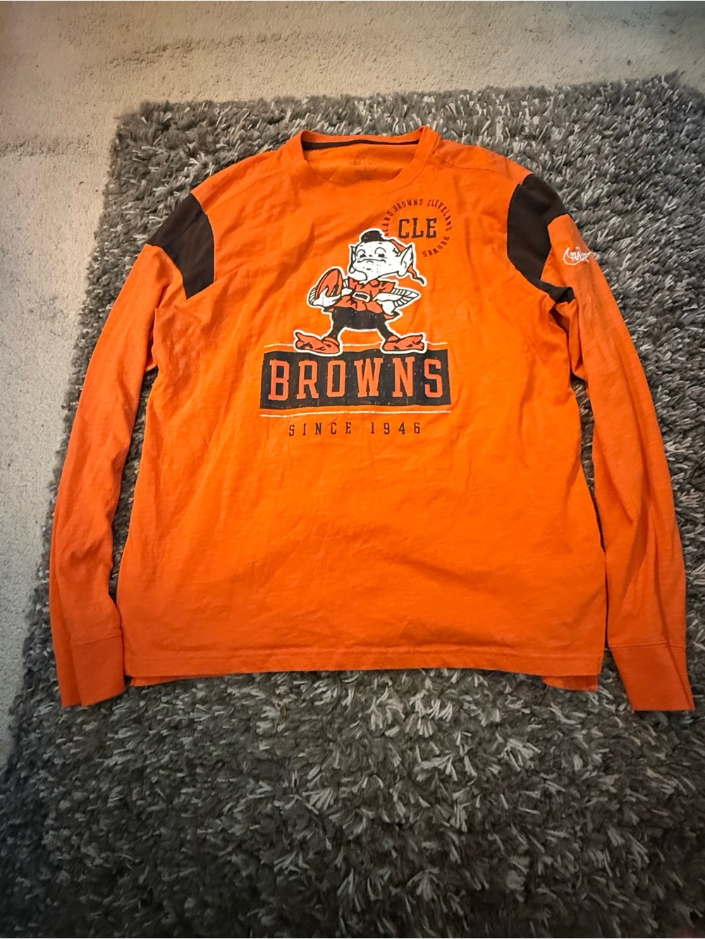 Cleveland Browns Orange Long Sleeve Tee size Large
